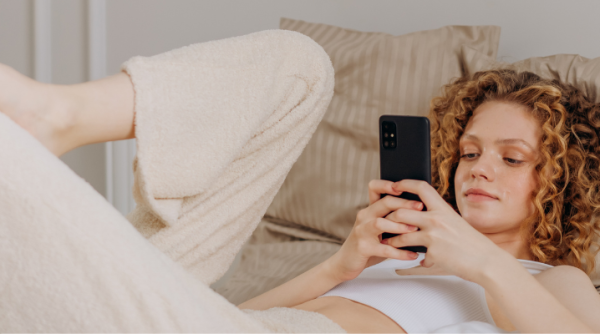 Is Sexting Bad? What You Should Know Before You Start