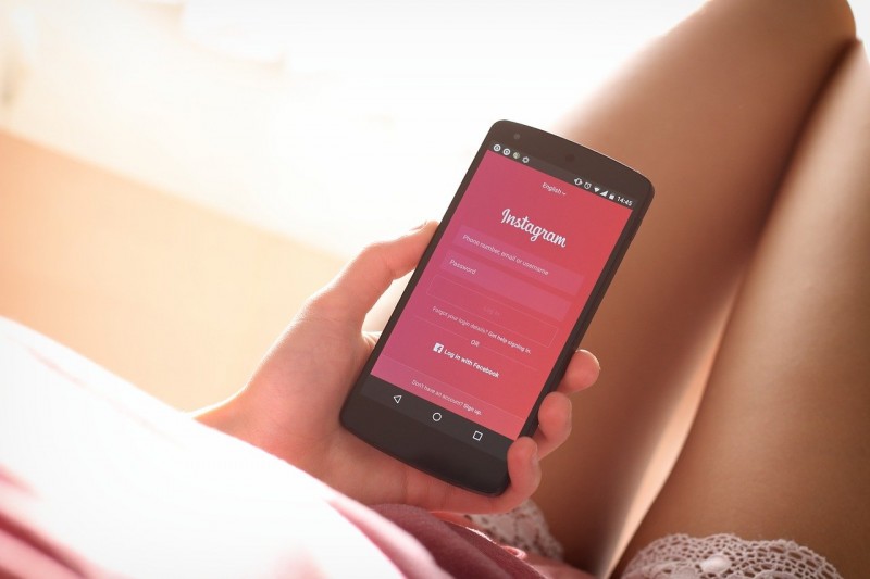 How to promote your panty selling business on social media?