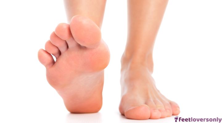 How to Make Money Selling Foot Photos and Promoting Your Affiliate Link