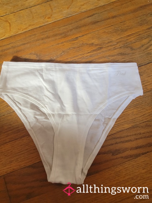 [009] Innocent Solid White Panties