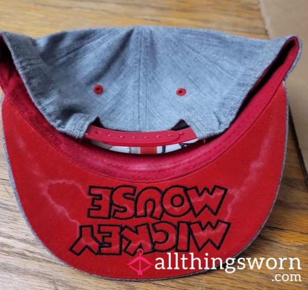 [049] Sweat Stains Mickey Mouse Hat