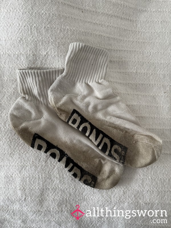 (1) Available. READY NOW Extreme Wear Bonds Crew Socks.
