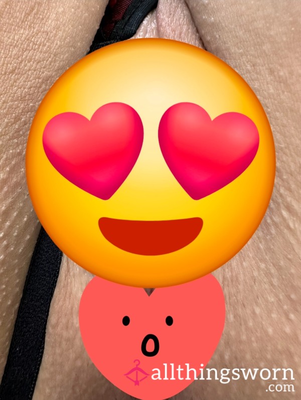 1  Closeup Vagina/a**hole Pic For Your Viewing Pleasure😍