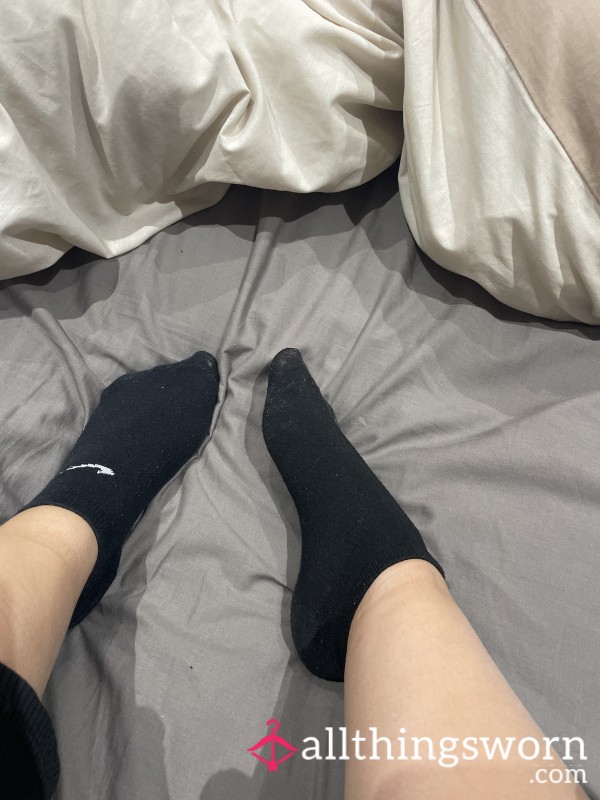 1 Day WORN Socks!  Size 5 Socks