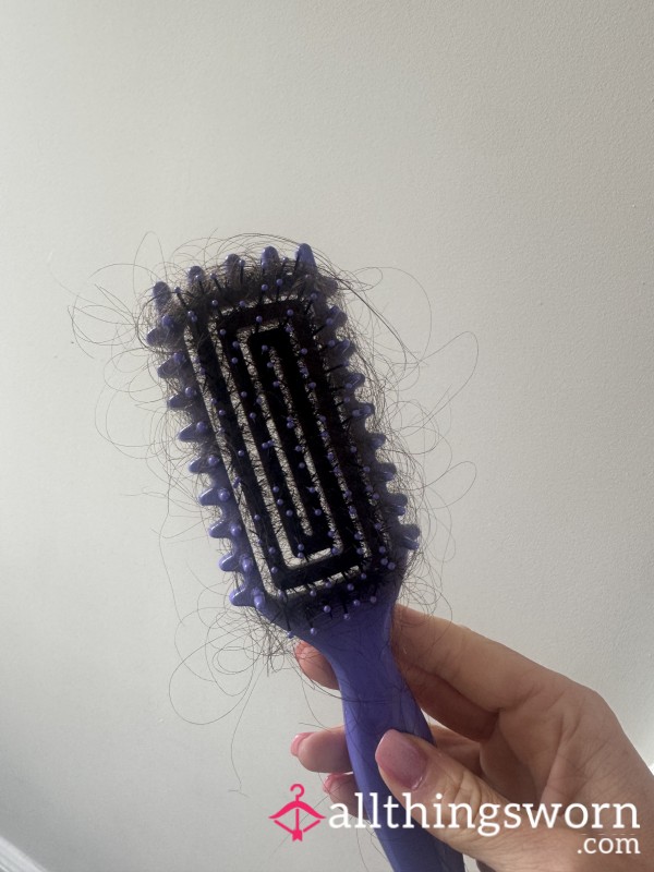 1 Months Collection Of My Hair From My Hairbrush. Genuine Hair With Natural Scent