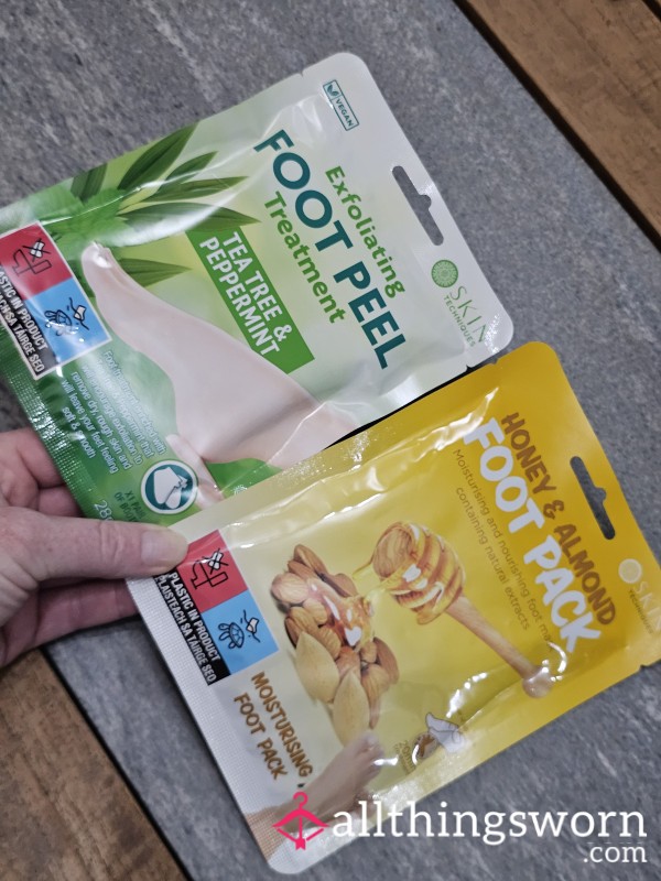 1 Pair Of Foot Therapy Boots 👣 Honey & Almond Or Tea Tree & Peppermint 😈