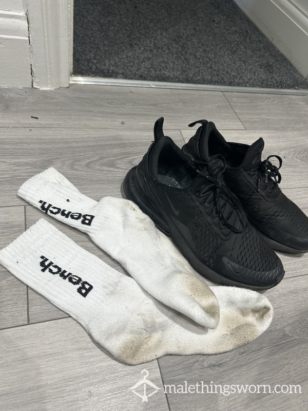 1 Pair White Smelly Used Socks