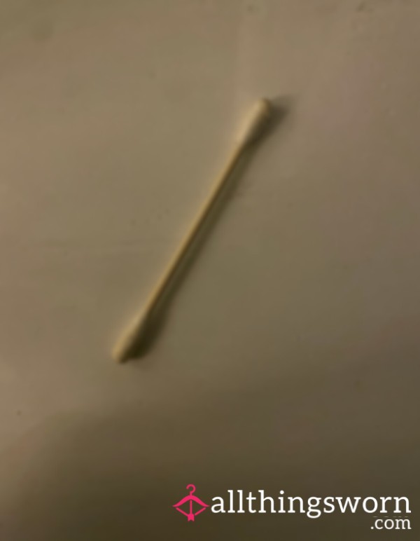 1 Used Cotton Bud From After My Shower 💋