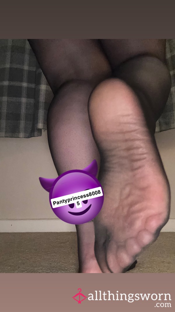 10 Denier Glossy Pantyhose😈
