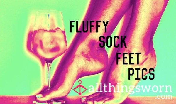 10 Fluffy Socks Feet Pics