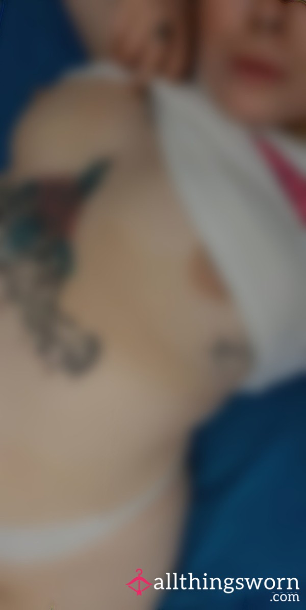 10 Naughty Nip Slips 🍒