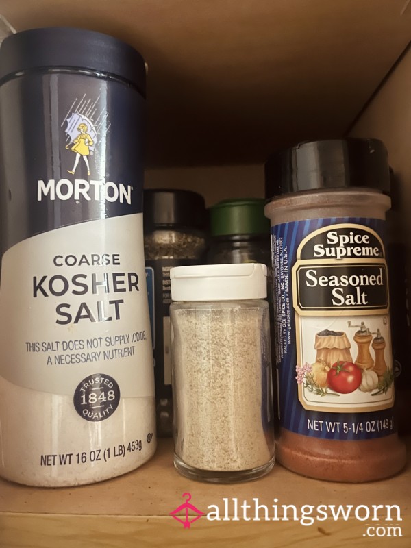 10+ Oz  Honeys Seasoning/ Foot Dust/ Strong Corn Chip/ Long Lasting Scent/Size 10 Feet