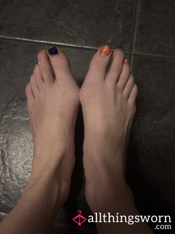 10 Photos Of My Flexible Feet In Different Positions