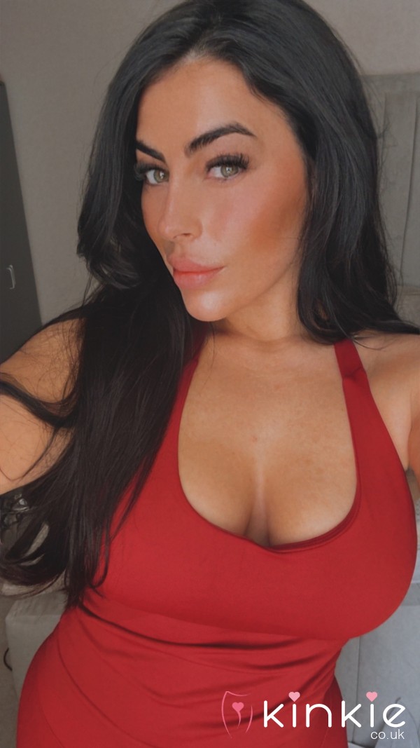 10 Saucy Pictures Of Me 🍑🥵