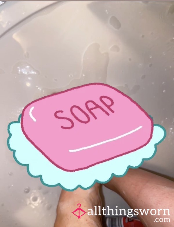 10 Succulent Soapy Shower Feet Pics 🦶🏼 🧼