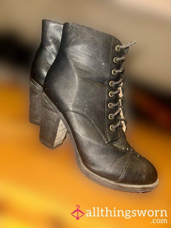 10 Year Old Black Ankle Boots 🖤