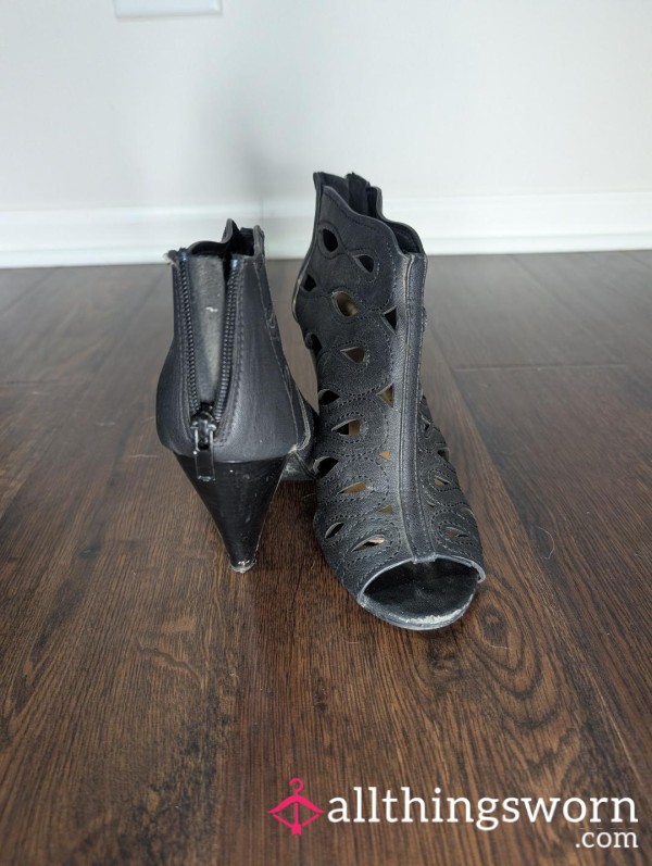 10+ Year Old Black Summer Heels