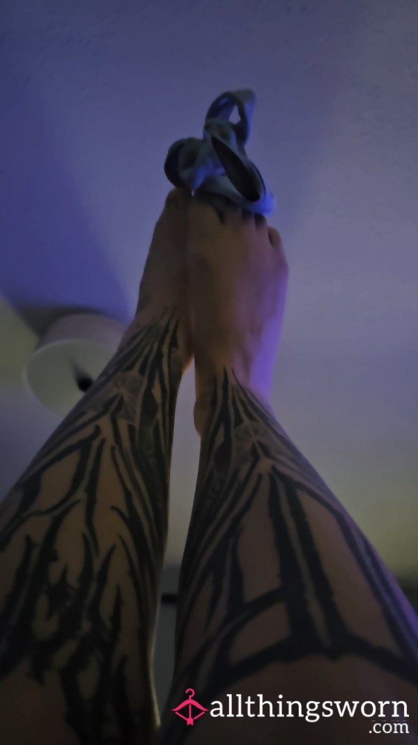 10min Panty Play; Foot Inclusions