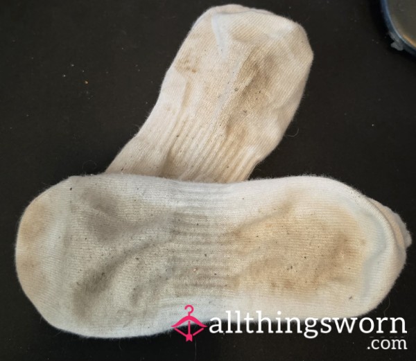 12 Hour Worn White Socks (Heavy Wear 😌)