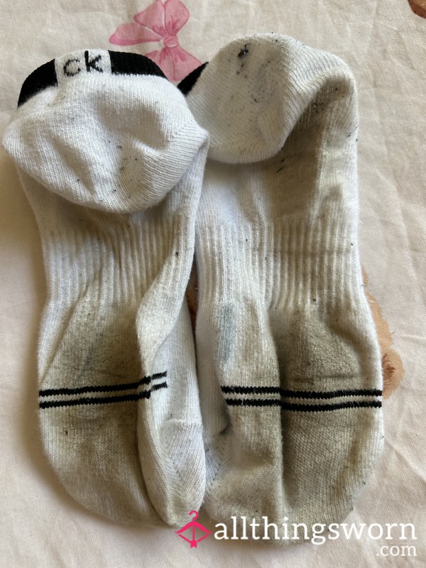 12 Hours Worn Socks
