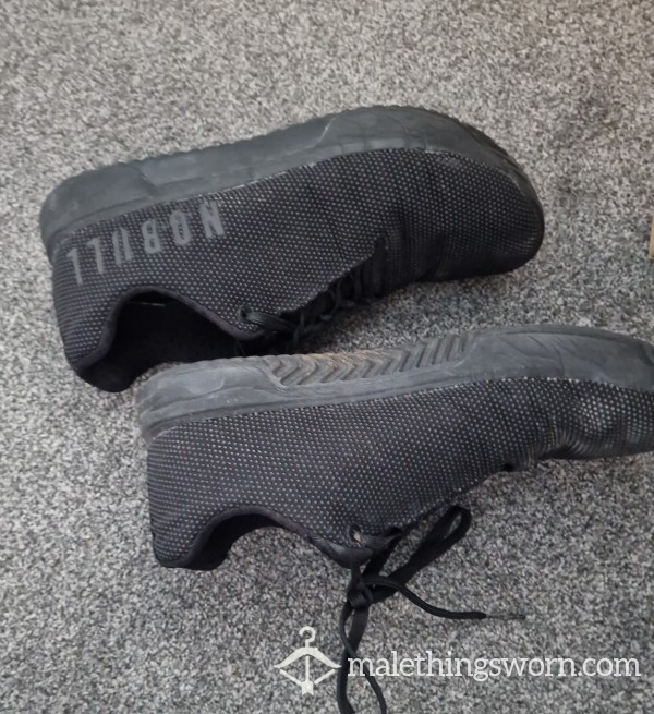 10 Photos Of Me And My Hard D*ck Playing With A Shoe