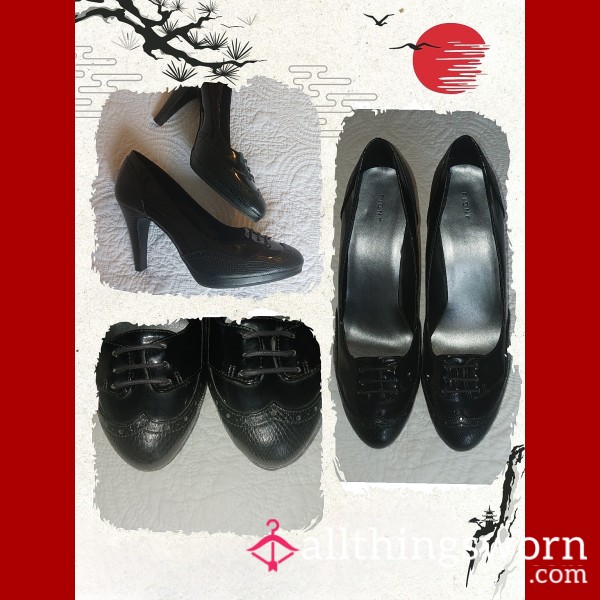 12W Black Wing Tip Styled Almond Toe Pumps With Cone Heel