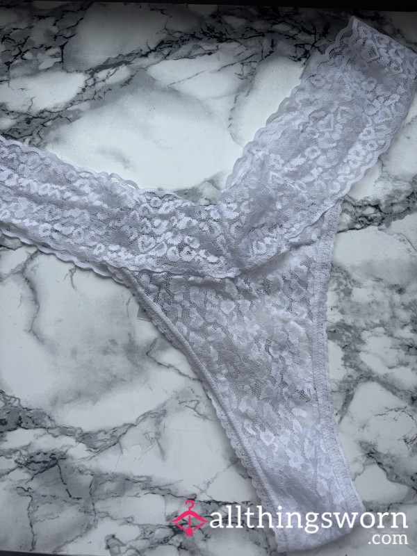 14/16 L White Lace Thong