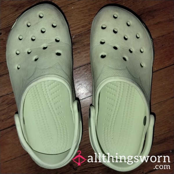16 Y/o Crocs