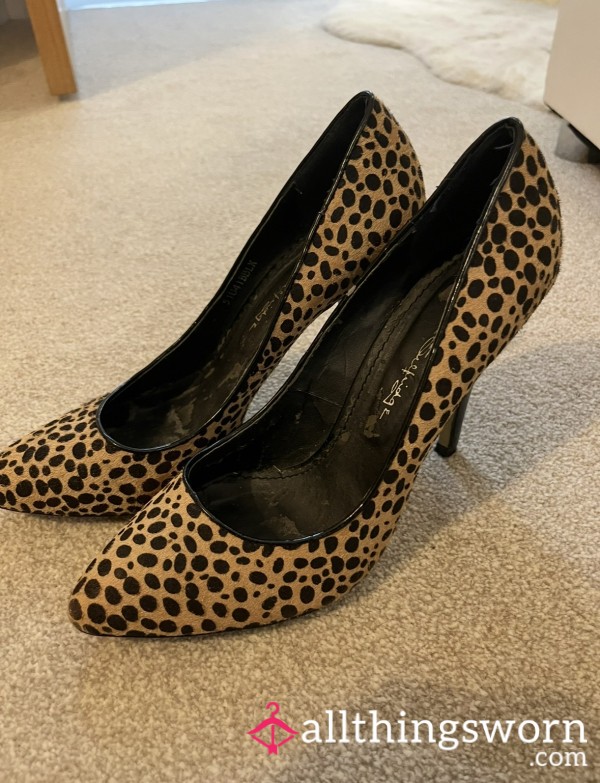 18-Year-Old Well-Loved Heels 👠🤎