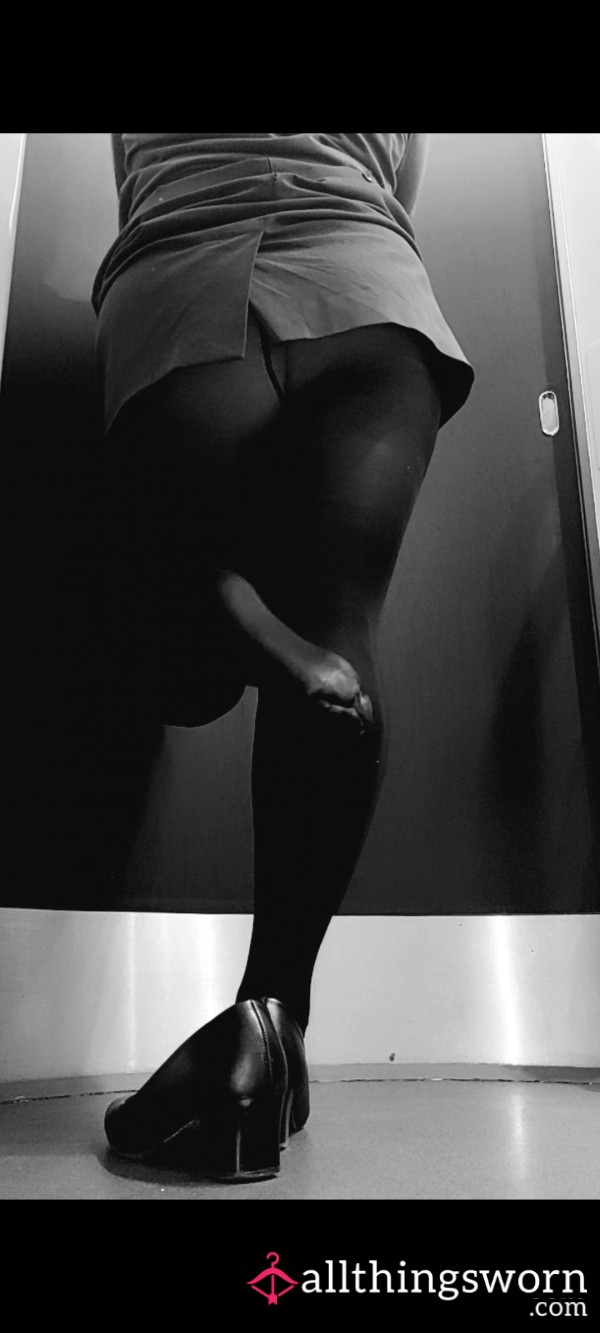 1min 11 - Pantyless In Tights In Work Toilet