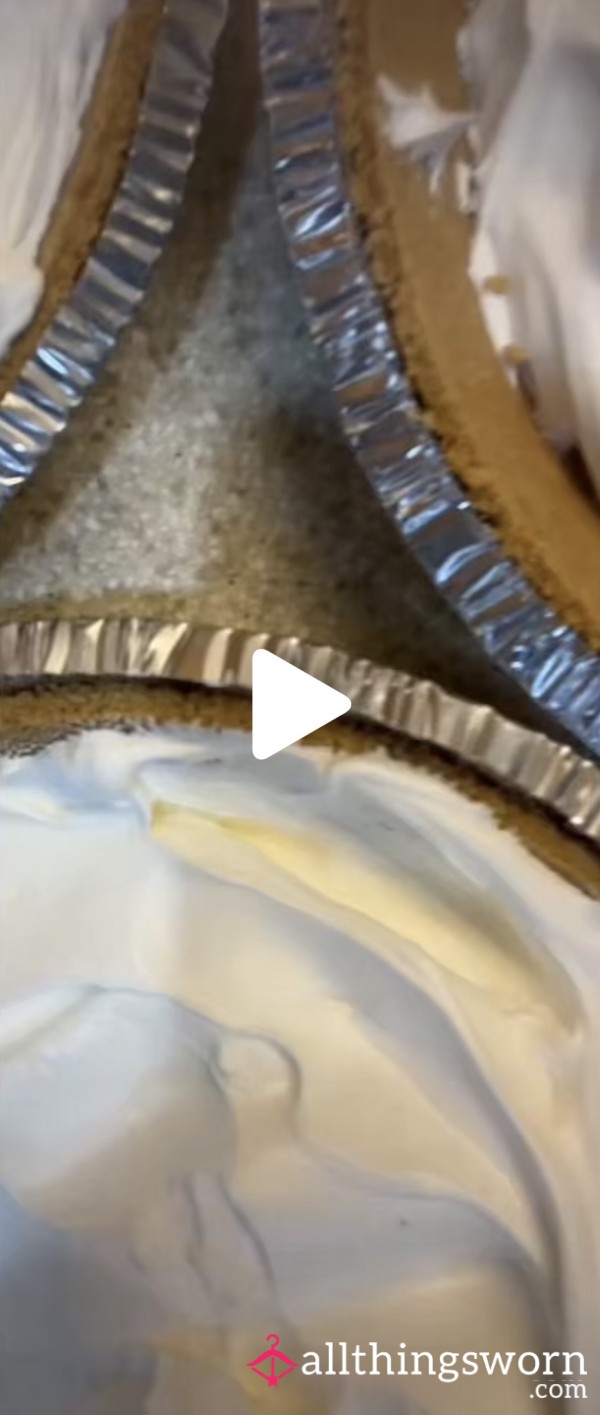1st Pie Day In Slow Mo 🍰