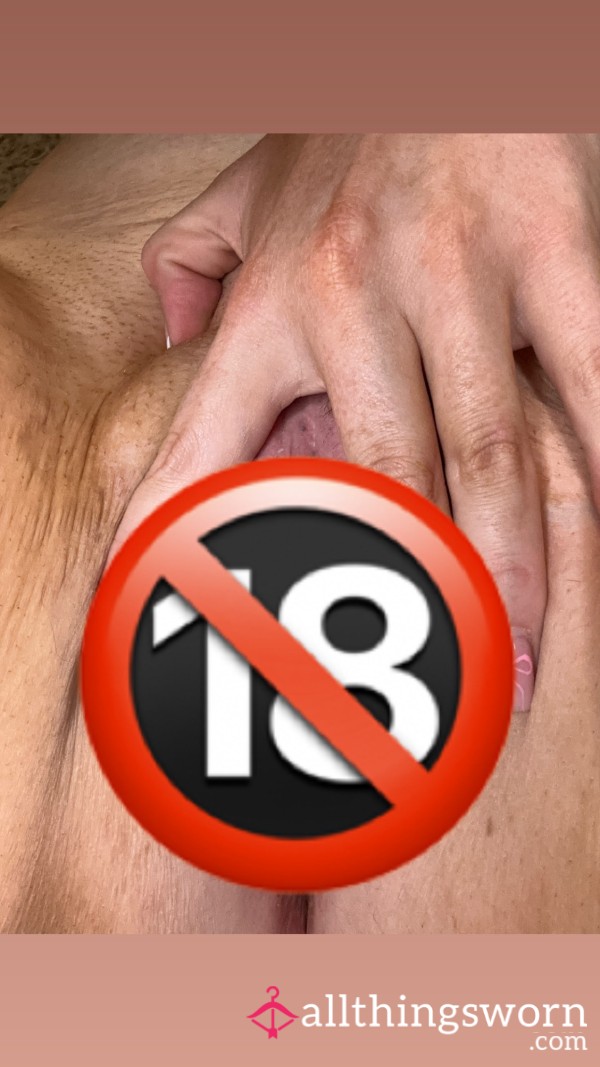 2 Close Up Vagina Photos