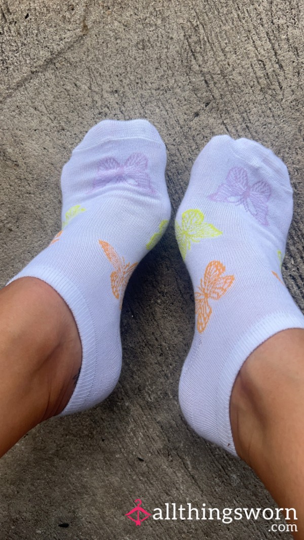 2 Day Wear 🧦 👣 🦋
