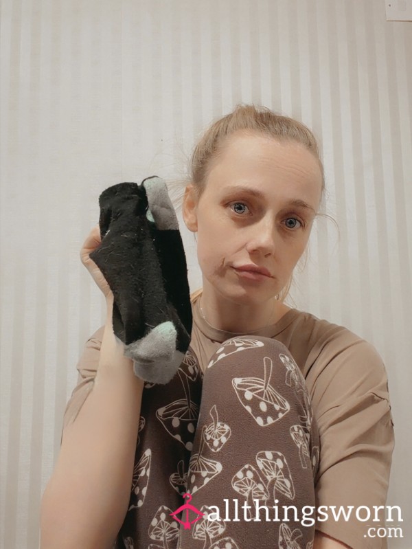 2 Day Wear Socks 🧦