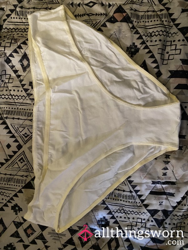 95% COTTON(2 Day Wear) White Panties