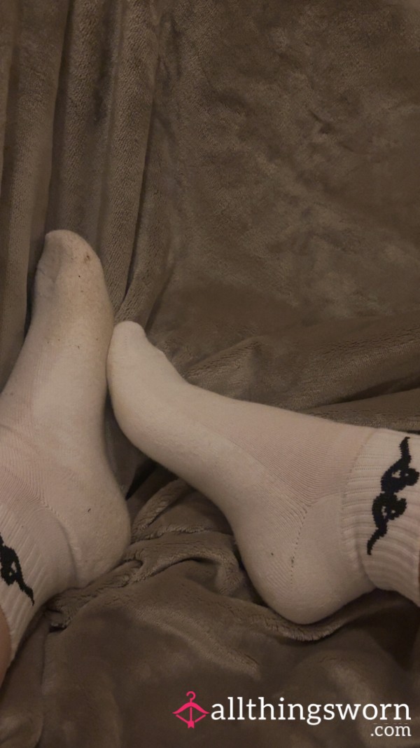 2 Day Wear White Socks