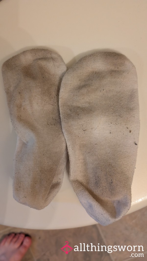 Heavily Scented 5 Day White Ankle Socks