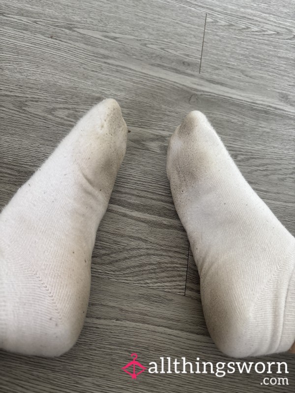 😘 2-Day Worn White Ankle Socks – Come Get A Little Closer 👣