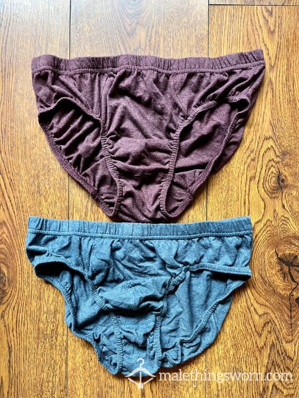2 Hanes Briefs