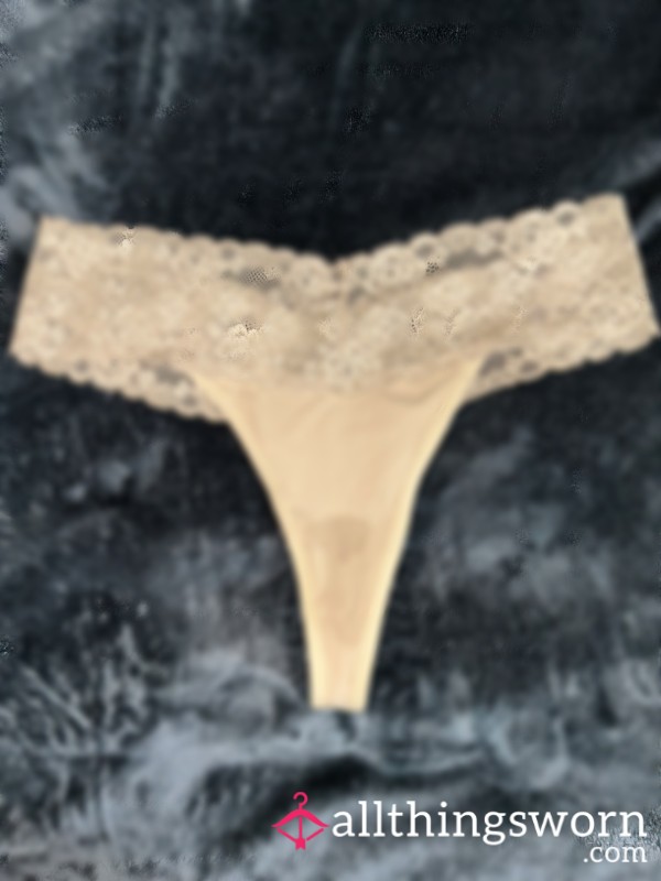 2 HD Pics Of My Gym Sweaty&juiced Lace Thongs! 💦😈