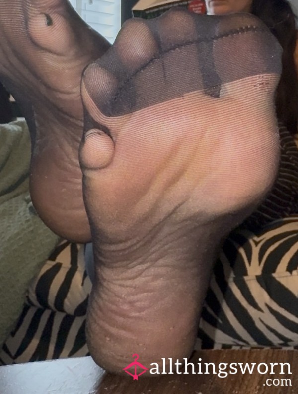 👣 2 Minute Ignore With Black Tights 👣