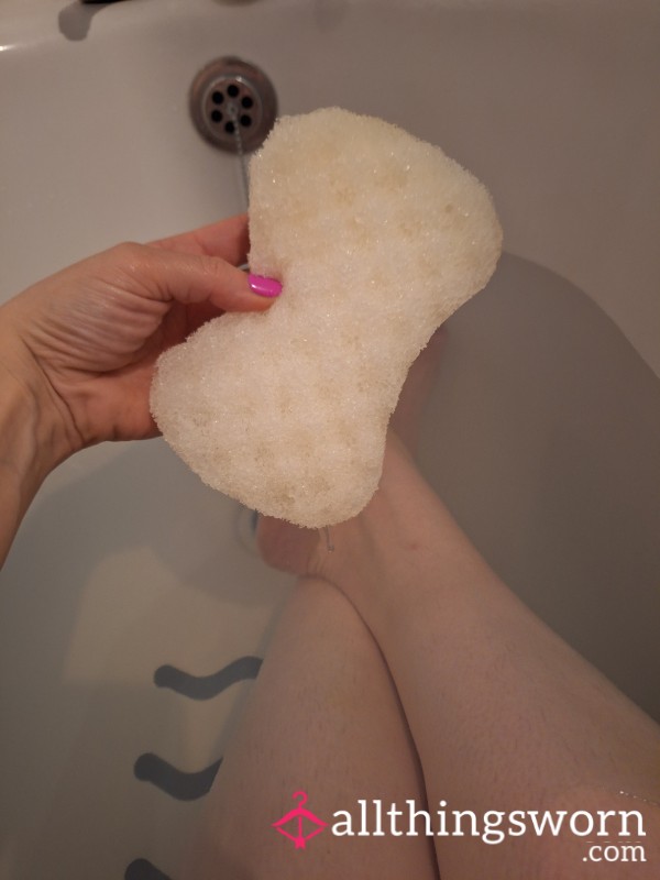 2 Minutes Of Me Washing My Piggies 👣