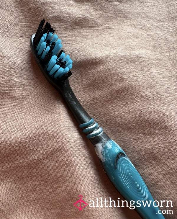 2-month-old Toothbrush, Used Twice Daily By Me 💋