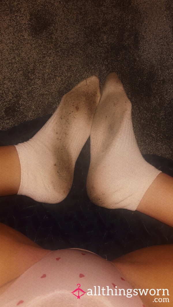 2 Pairs Of Dirty Ankle Sock