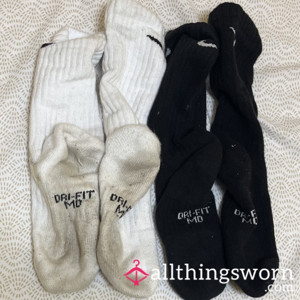2 Pairs Of Nike Crew Socks - 1 - 3 Days Of Wear Each