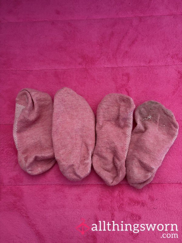 2 Pairs Of Well-Worn Pink Socks Looking For A New Home 🧦😉