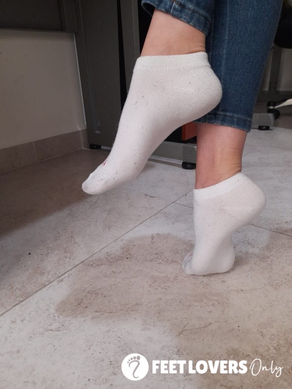 2 Pairs Sucks (mine And My Sister's)