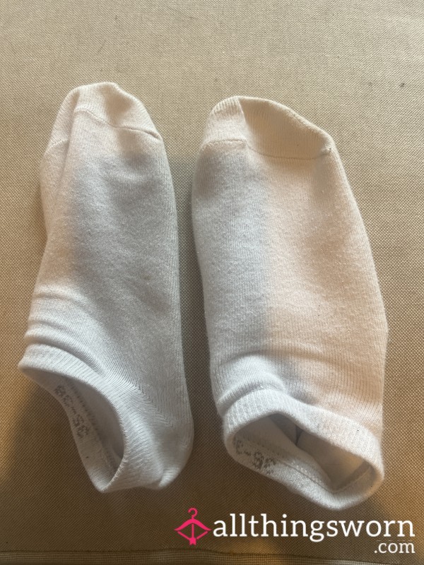 „2 Tage Getragene Weiße Baumwollsocken – Sportlich & Authentisch