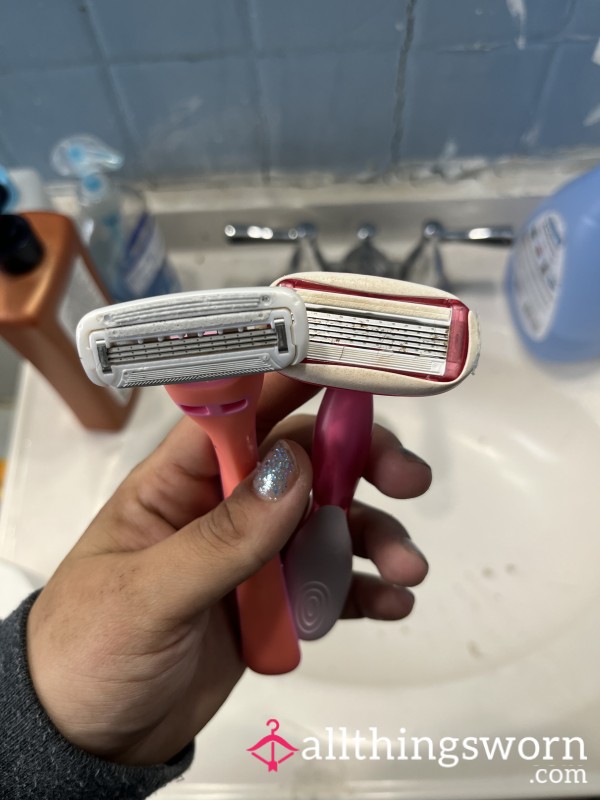 2 Used Razors