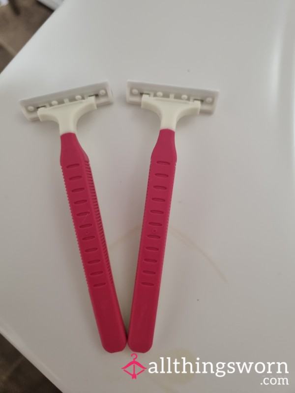2 Very Dirty Razors